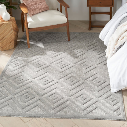 Nourison Versatile Indoor/Outdoor Geometric Flatweave Area Rug