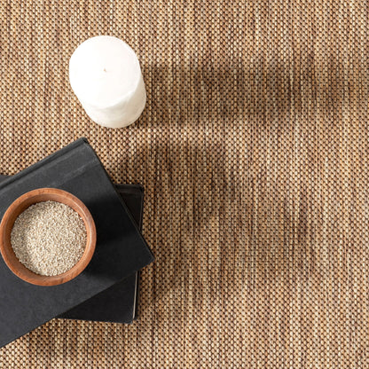 Nuloom Leah Classic Bordered Indoor/Outdoor Area Rug