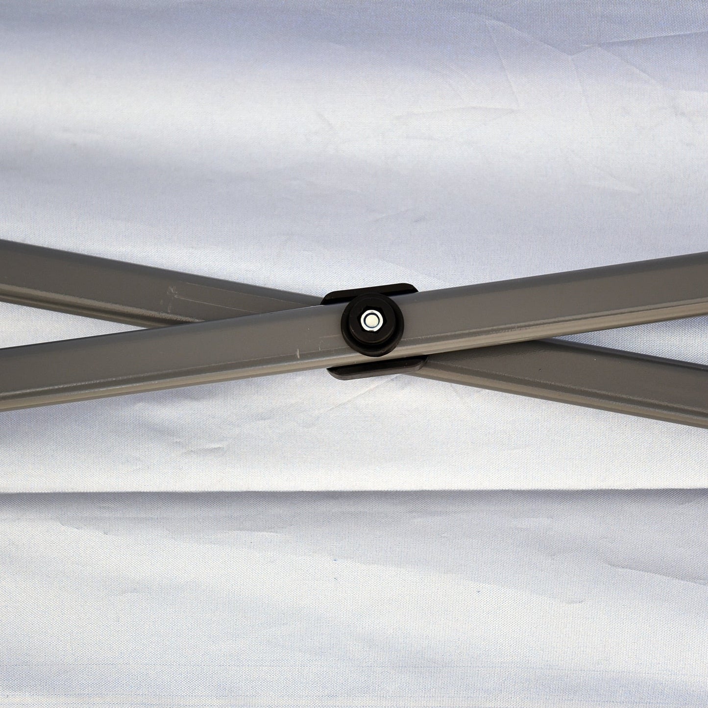 Caravane Pop-up Outsunny ultra-résistante avec cadre robuste, toit pare-UV et sac de transport pour patio, jardin, plage, cour arrière