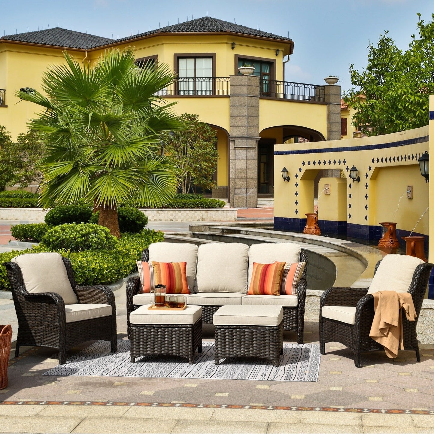 Ensemble de salon d'extérieur en osier OVIOS 5 pièces avec dossier haut