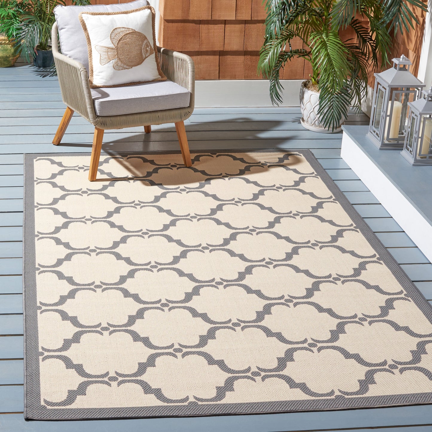 SAFAVIEH Courtyard Charleen Indoor/ Outdoor Waterproof Patio Backyard Rug