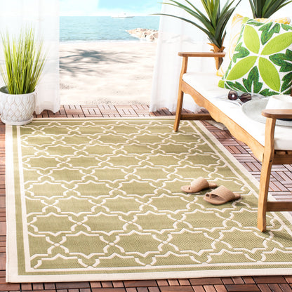 SAFAVIEH Courtyard Gulsin Indoor/ Outdoor Waterproof Patio Backyard Rug