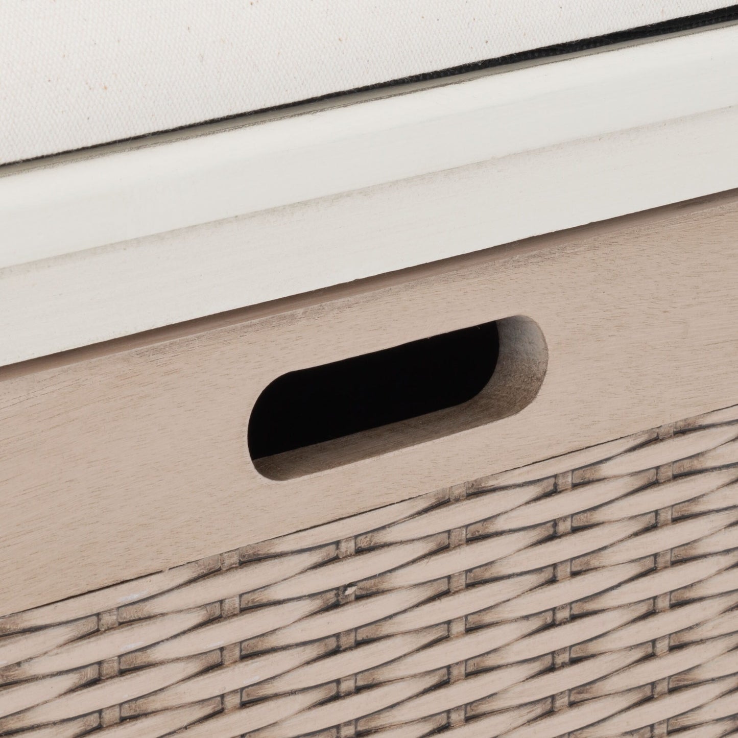 Banc de rangement avec 3 tiroirs et coussin SAFAVIEH Fiorello - 120,2 L x 38,1 l x 48,3 H - 120x38x48cm