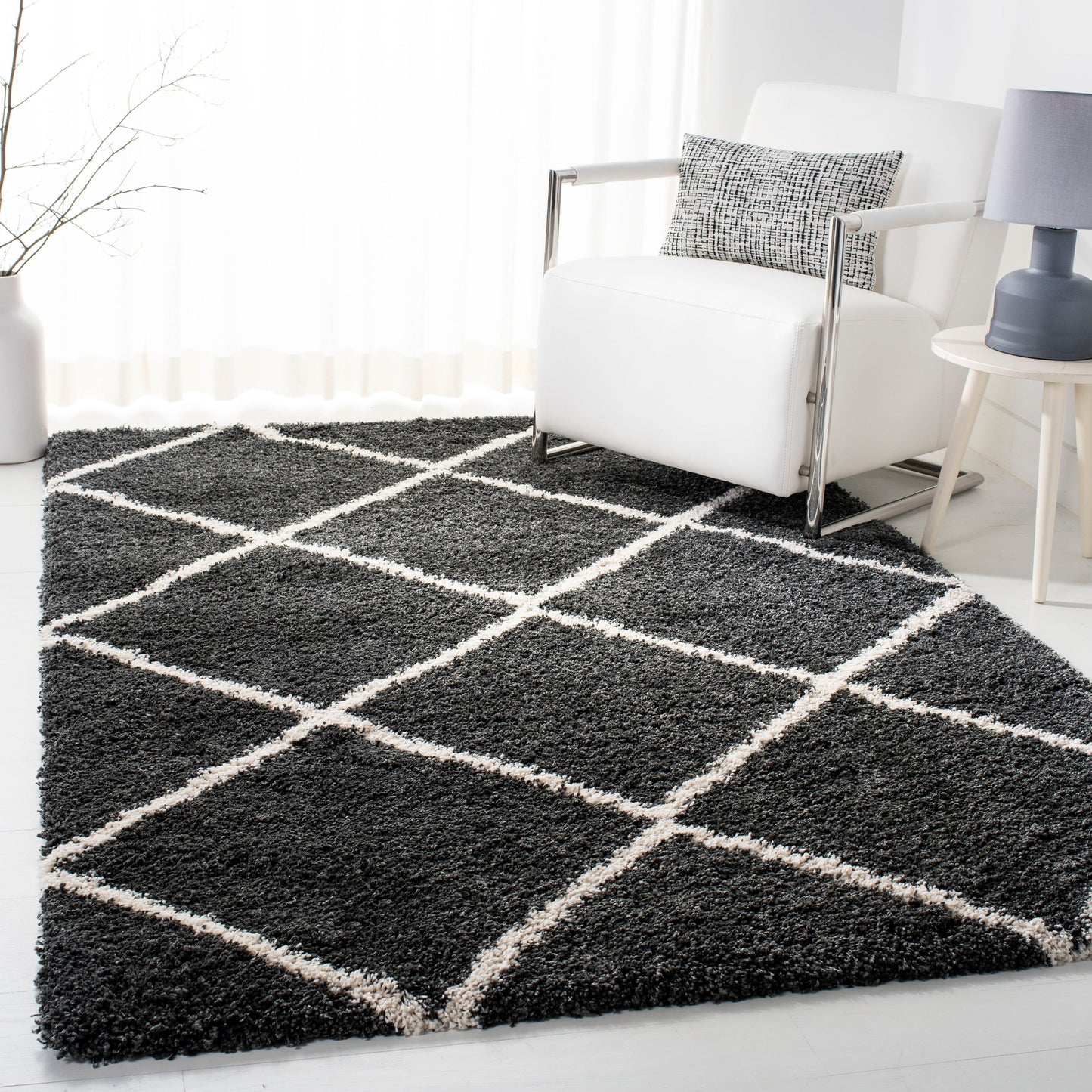 SAFAVIEH Hudson Shag Raili Diamond Trellis 2-inch Thick Rug