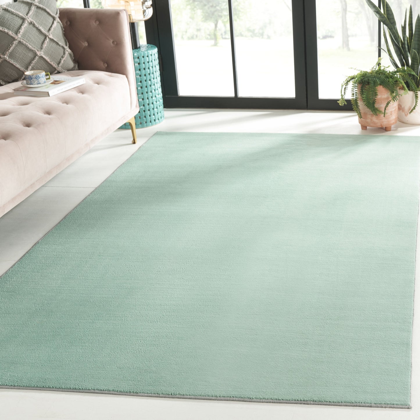 SAFAVIEH Loft Saundra Contemporary Machine Washable Rug