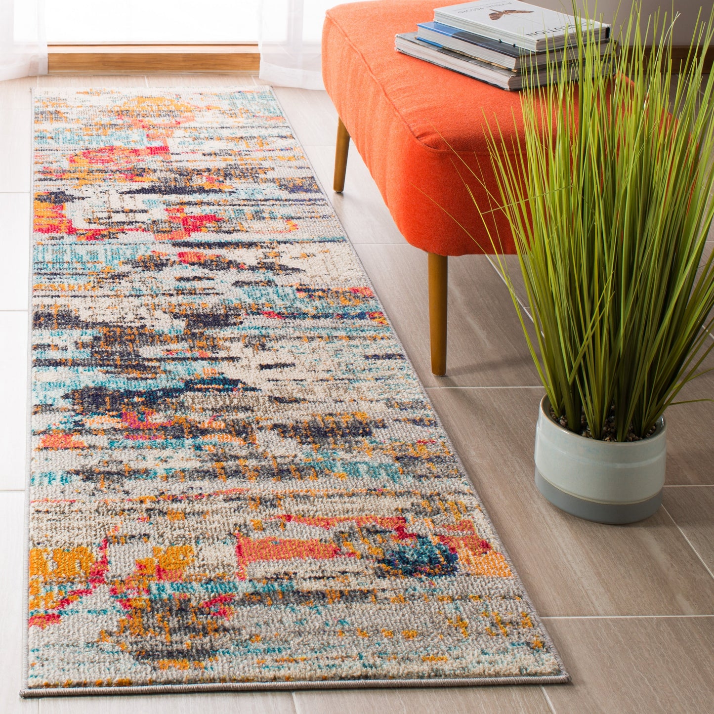 SAFAVIEH Madison Raquel Modern Abstract Rug