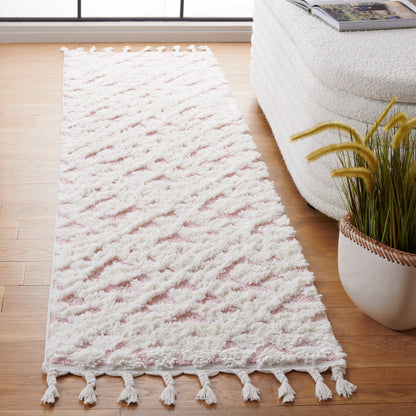 SAFAVIEH Moroccan Tassel Shag Delores 2-inch Thick Rug