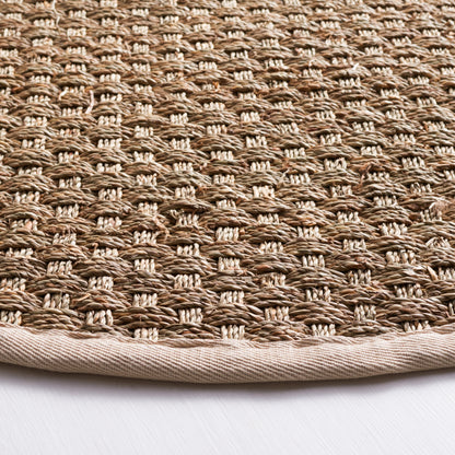 SAFAVIEH Natural Fiber Zymryd Basketweave Seagrass Rug