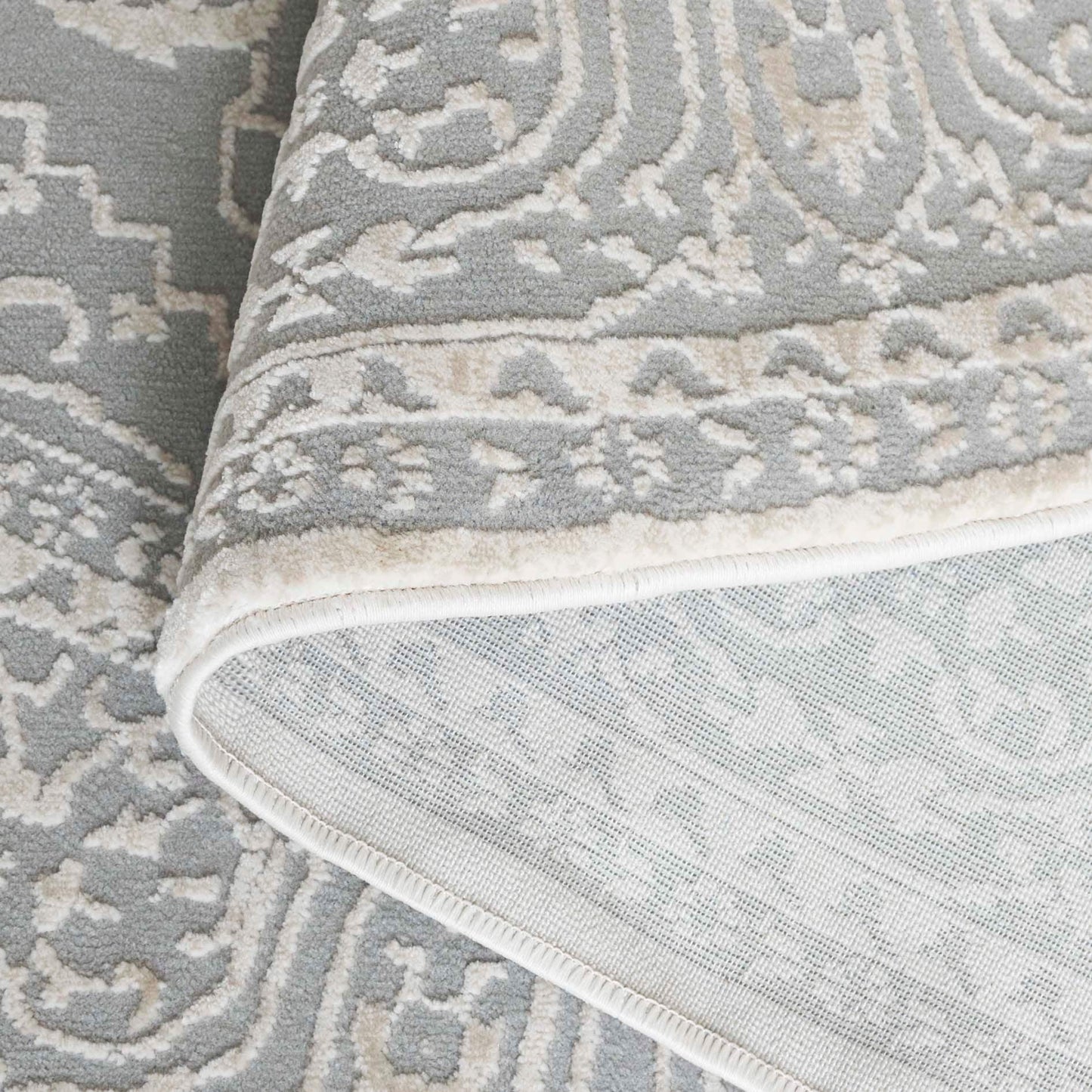 SAFAVIEH Reflection Elzada Oriental Rug