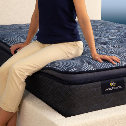 Matelas Serta Perfect Sleeper Oasis Sleep 14.5 Medium avec surcouche moelleuse