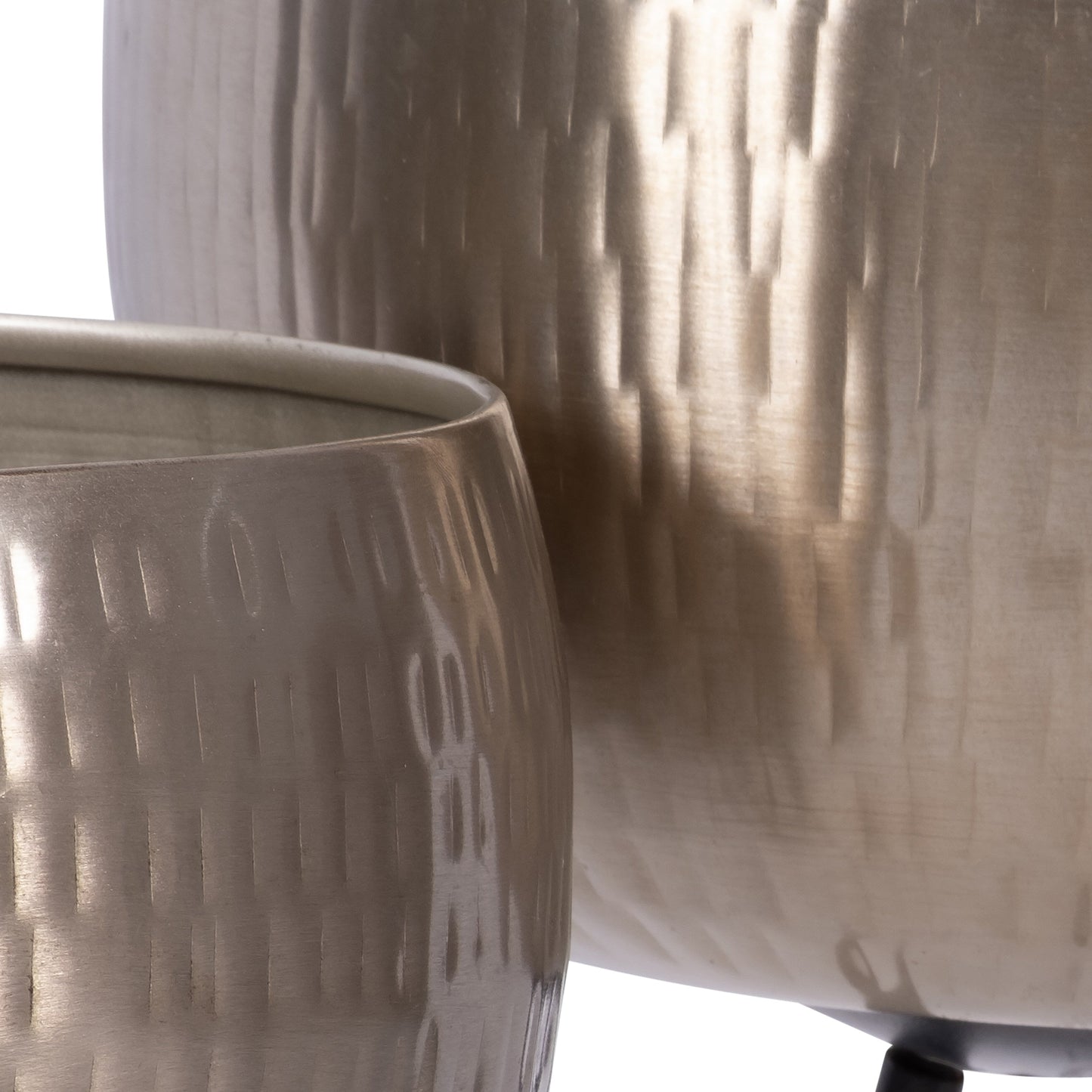 Sagebrook Home Lot de 2 jardinières en fer robustes sur pieds modernes - Transformez votre espace de vie en un oasis