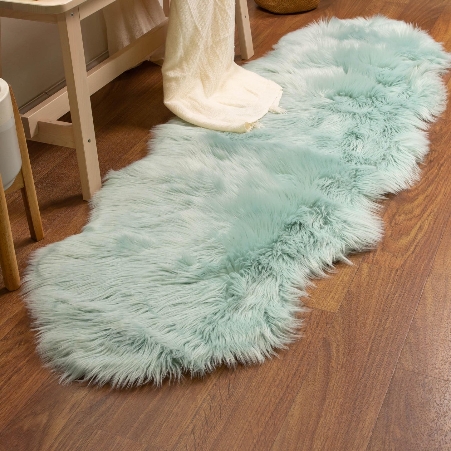 Silver Orchid Parrott Faux Fur Sheepskin Area Rug