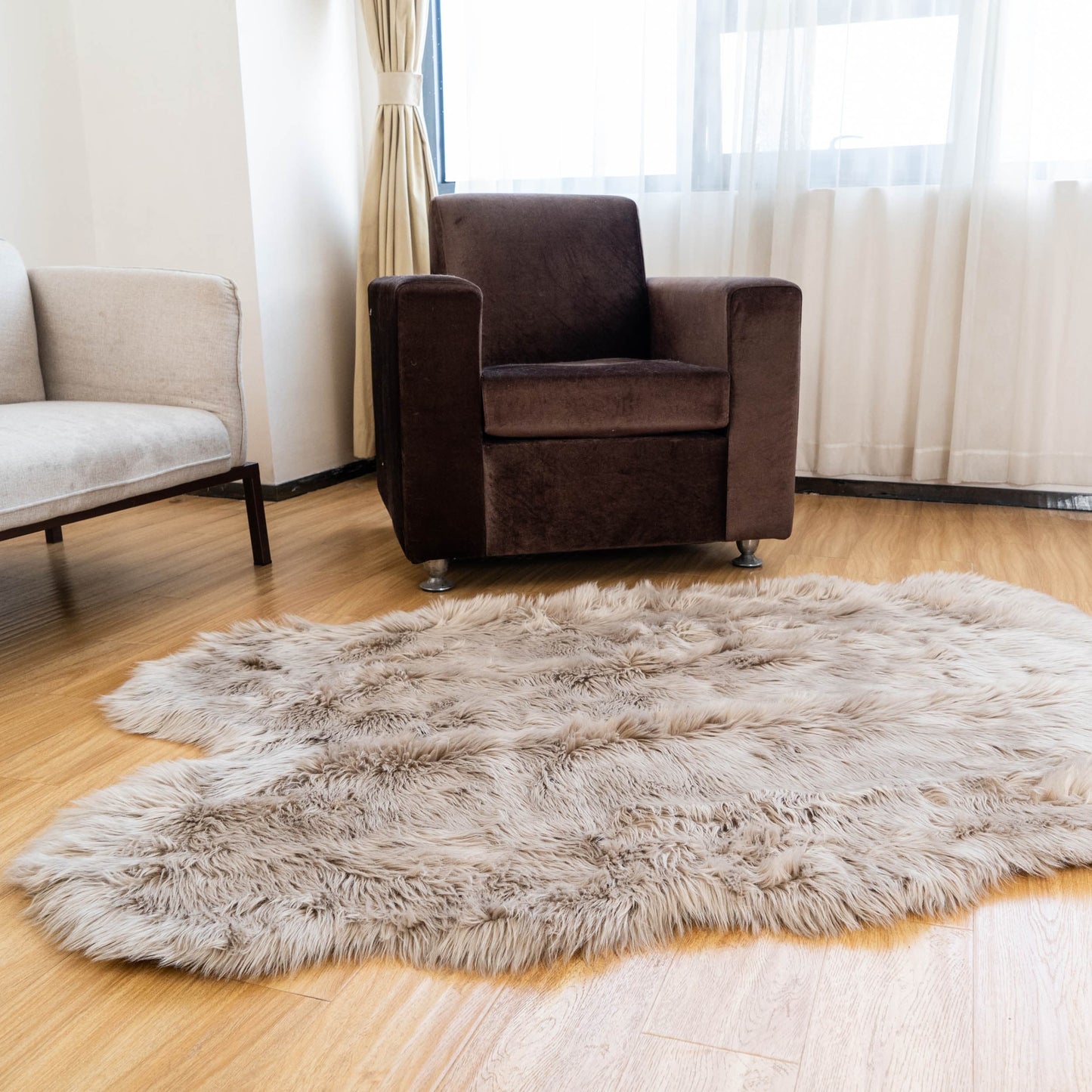 Silver Orchid Parrott Faux Fur Sheepskin Area Rug