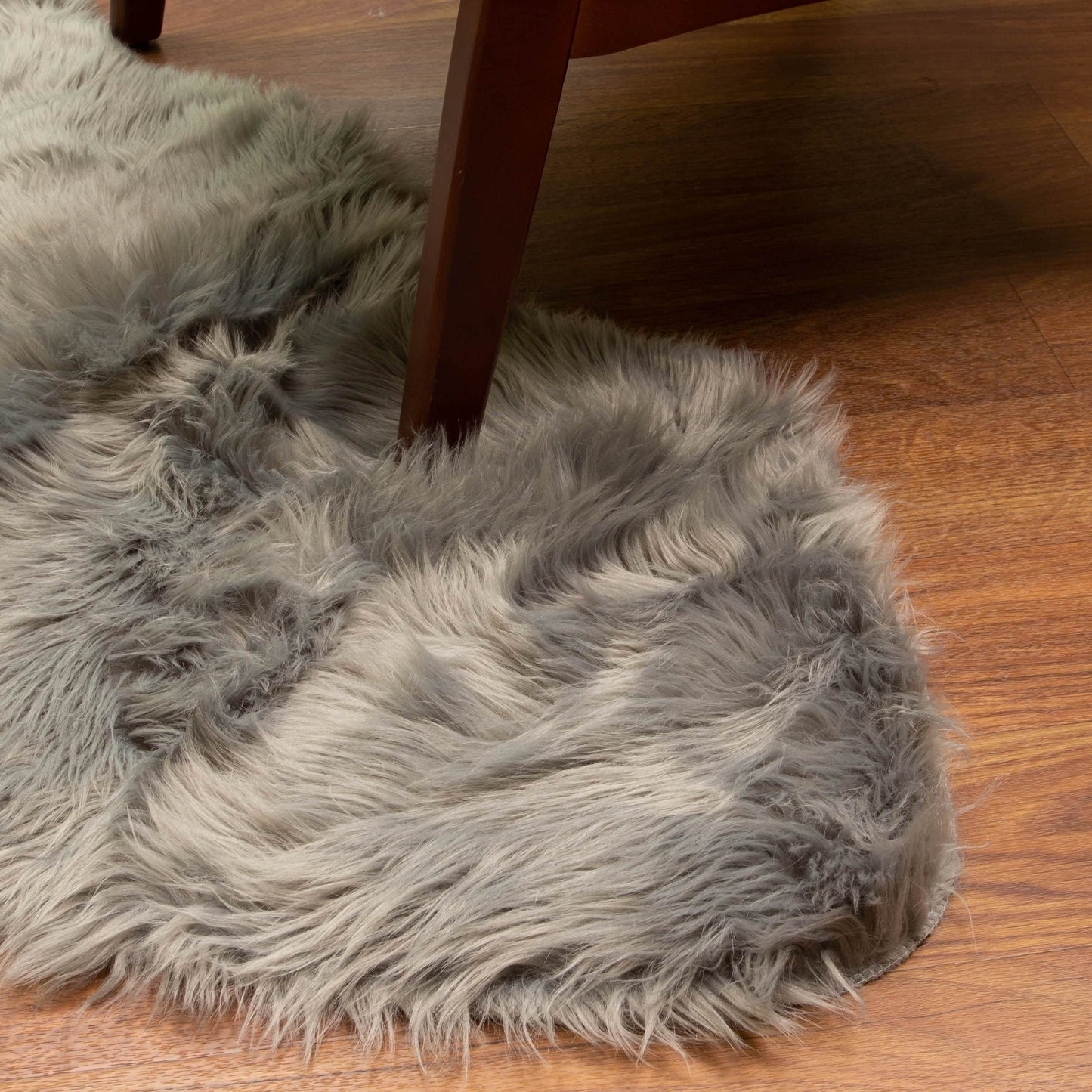 Silver Orchid Parrott Faux Fur Sheepskin Area Rug