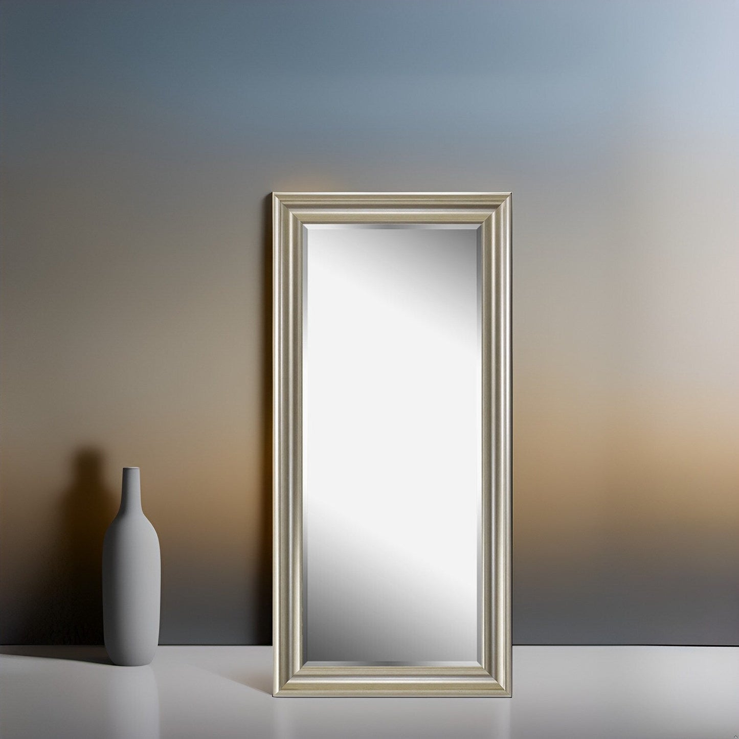 Grand miroir, miroir pleine taille, miroir rectangulaire surdimensionné, cadre en faux bois lisse, miroir mural suspendu.