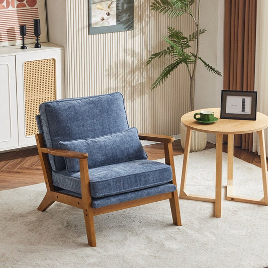 Fauteuil d'appoint en lin mélangé avec pieds en bois et un coussin beige.