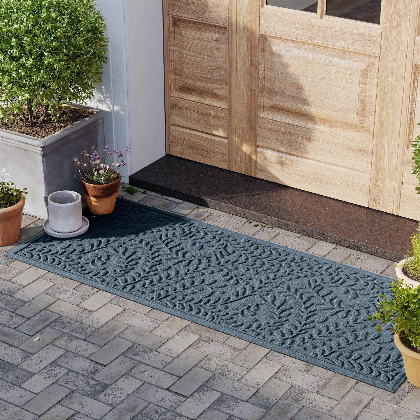 WaterHog Boxwood Indoor Outdoor Door Mat