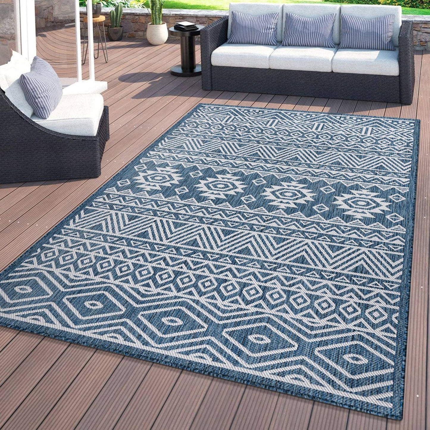 World Rug Gallery Distressed Geometric Bohemian Textured Flat Weave Indoor/Outdoor Area Rug