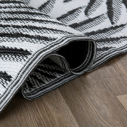 World Rug Gallery Floral Tropical Reversible Recycled Plastic Outdoor Rugs