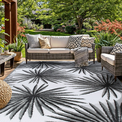 World Rug Gallery Floral Tropical Reversible Recycled Plastic Outdoor Rugs