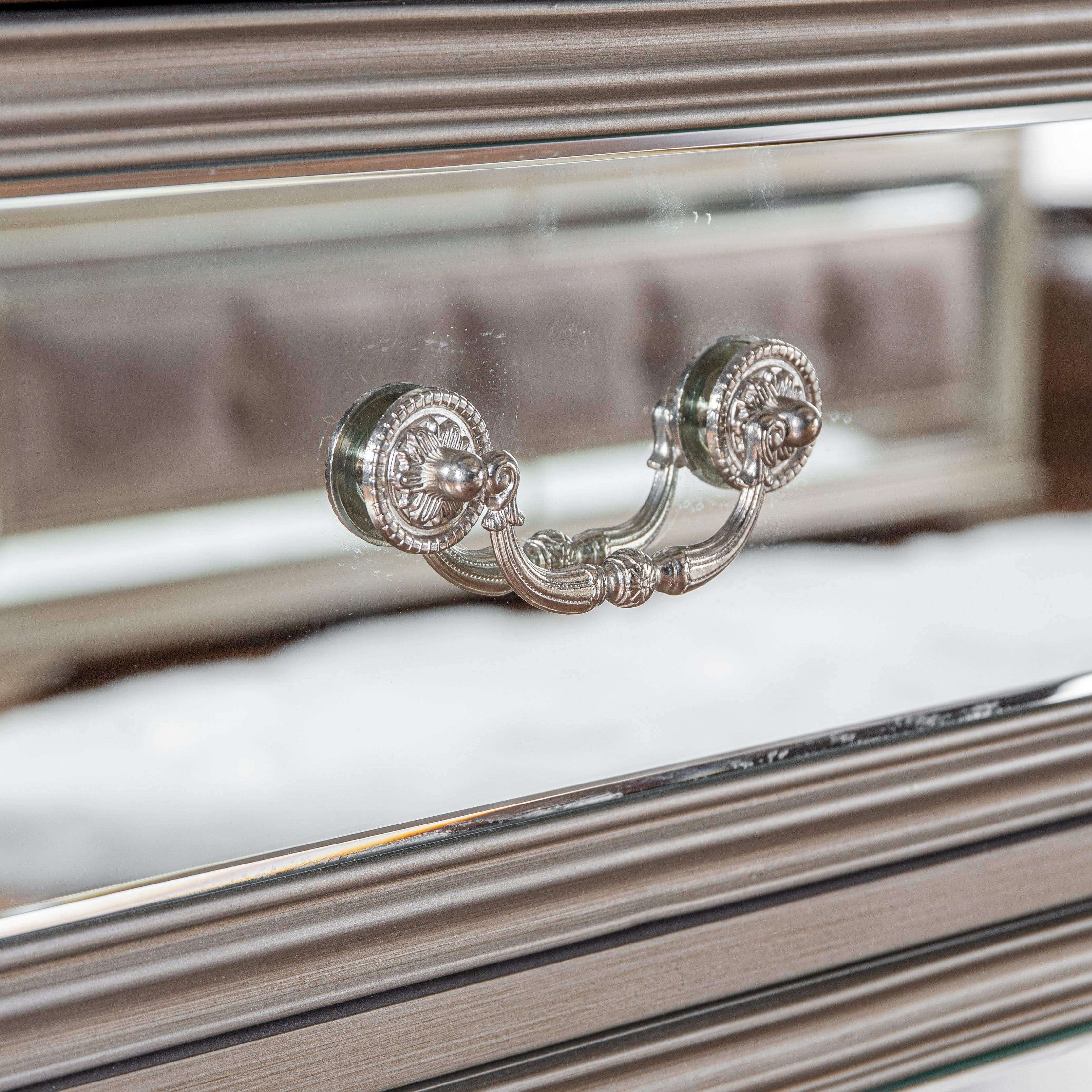 Clio Wide 7 Drawer Chest