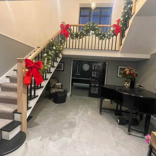 Pre Lit Warm/Ice White Garland