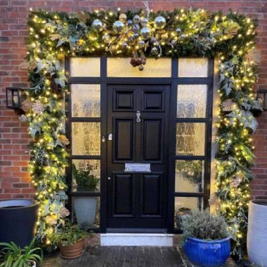 Pre Lit Warm/Ice White Garland