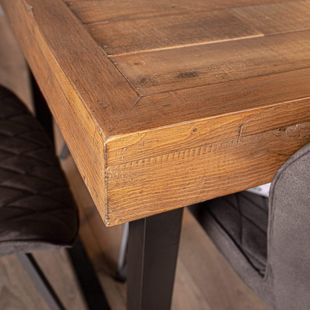 Lincoln Extendable Dining Set with 6 Grey Toronto Chairs