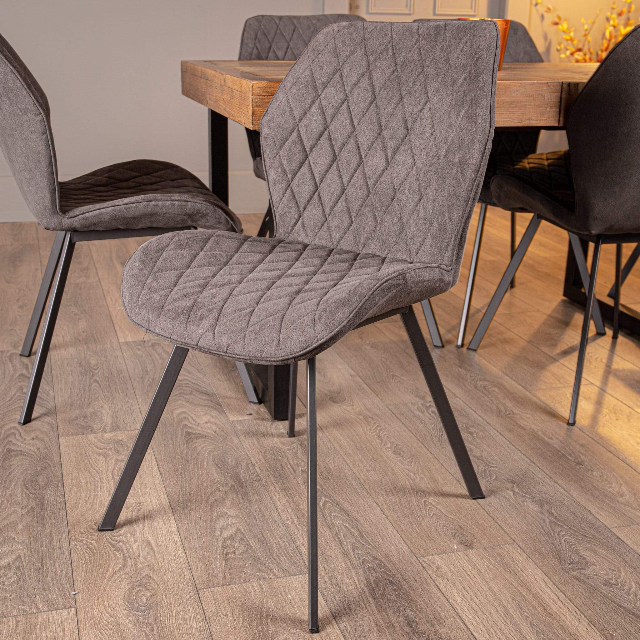 Lincoln Extendable Dining Set with 6 Grey Toronto Chairs